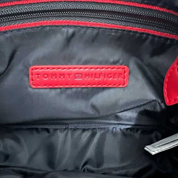 Tommy Hilfiger Red Quilted Crossbody Bag - Picture 4 of 4